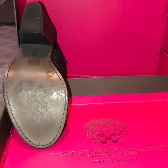 VINCE CAMUTO Kylenna Black Open Toe Ankle Booties - Picture 6 of 8